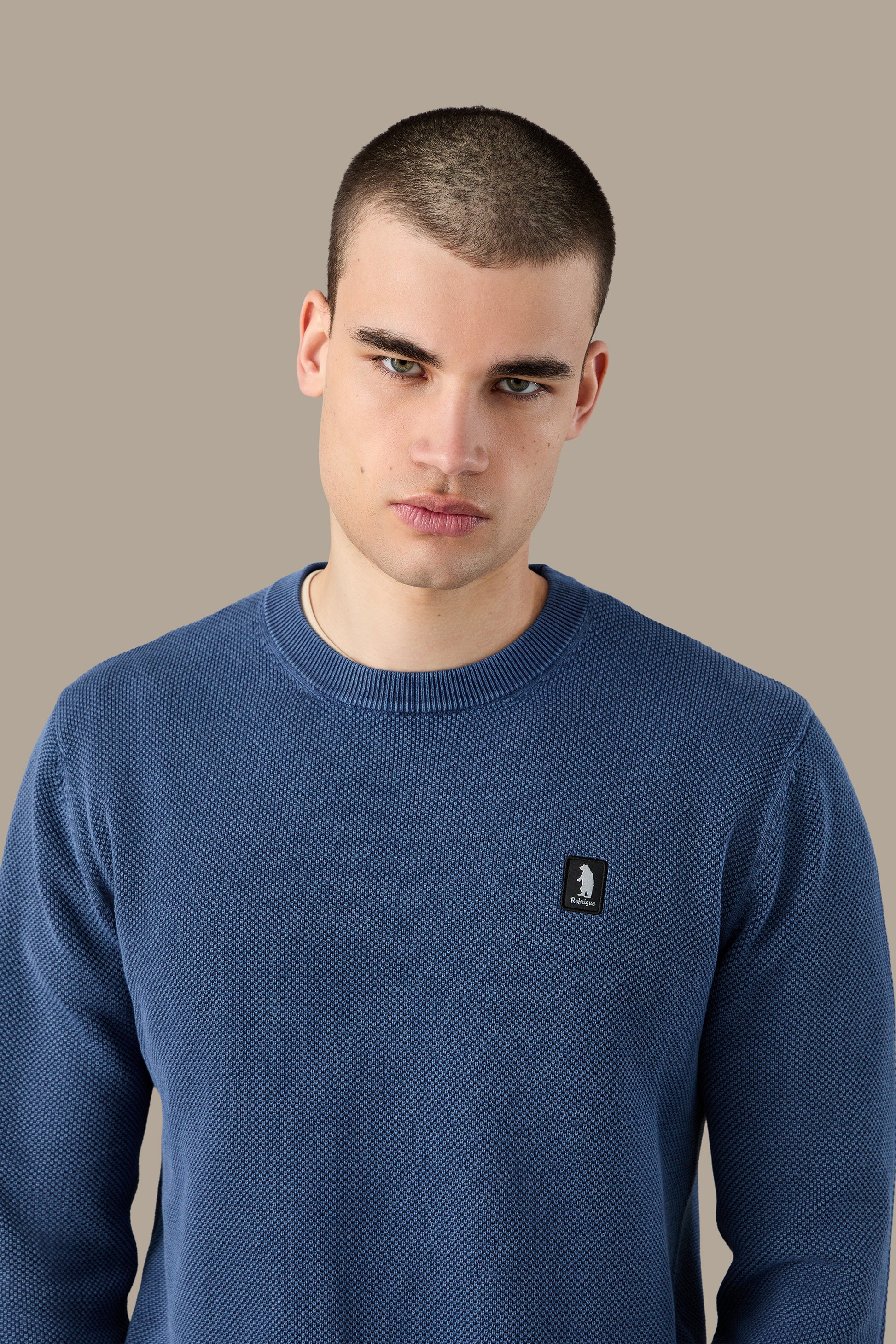 MAGLIA UOMO CREWNECK GRAIN OF RICE FOG | REFRIGUE

