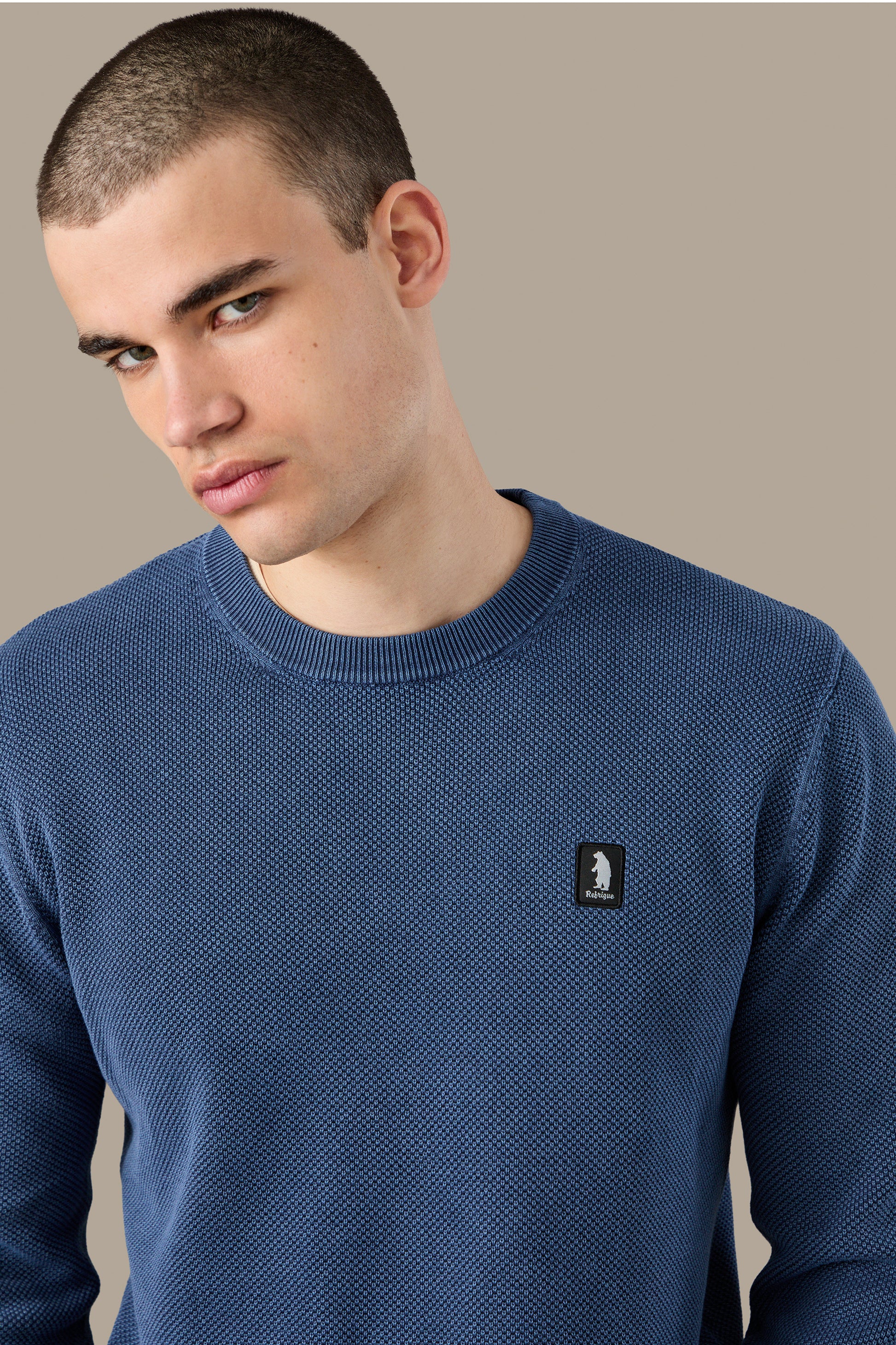 MAGLIA UOMO CREWNECK GRAIN OF RICE FOG | REFRIGUE
