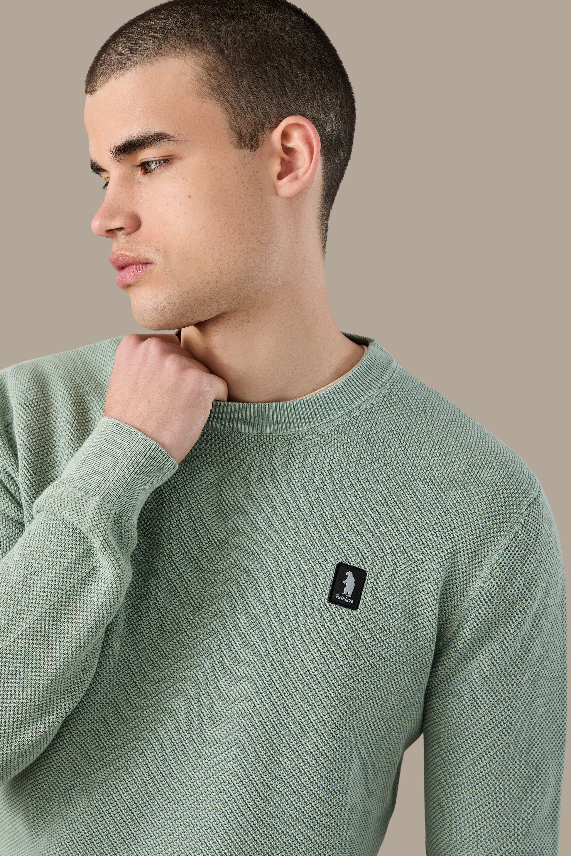 MAGLIA UOMO CREWNECK GRAIN OF RICE FOG | REFRIGUE
