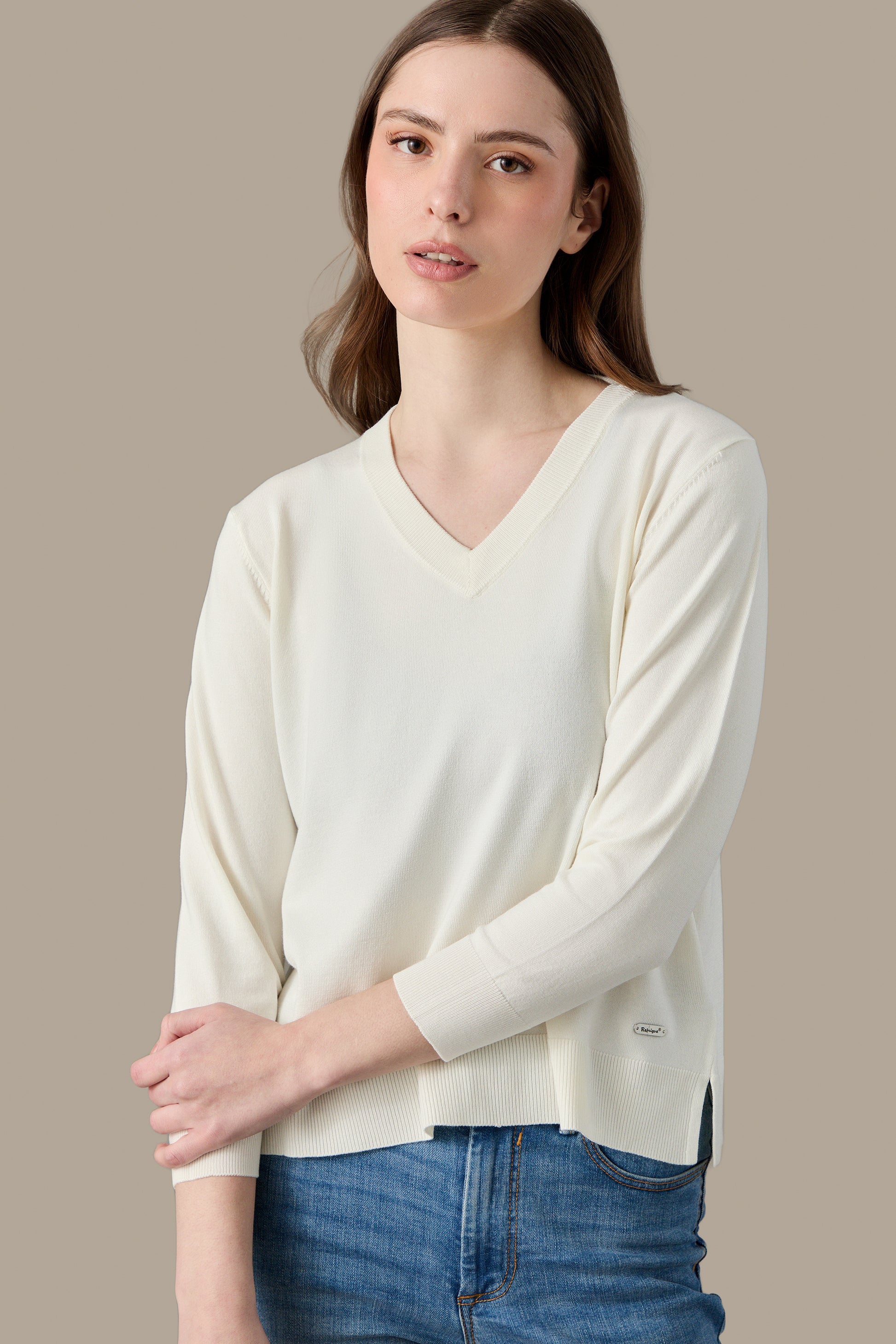 SWEATER V NECK LIGHT BLUE | REFRIGUE
