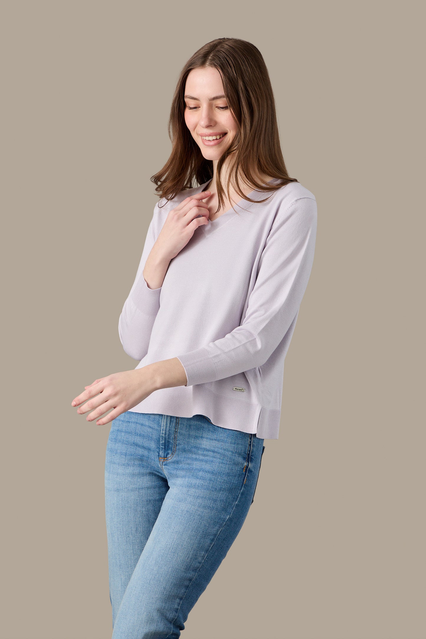 R4072W261_LILIAC_02.jpg