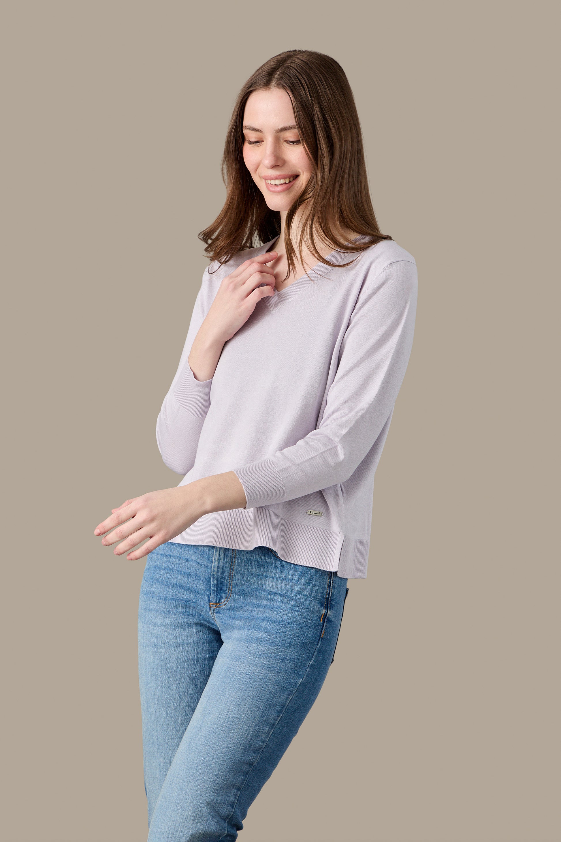 SWEATER V NECK LIGHT BLUE | REFRIGUE
