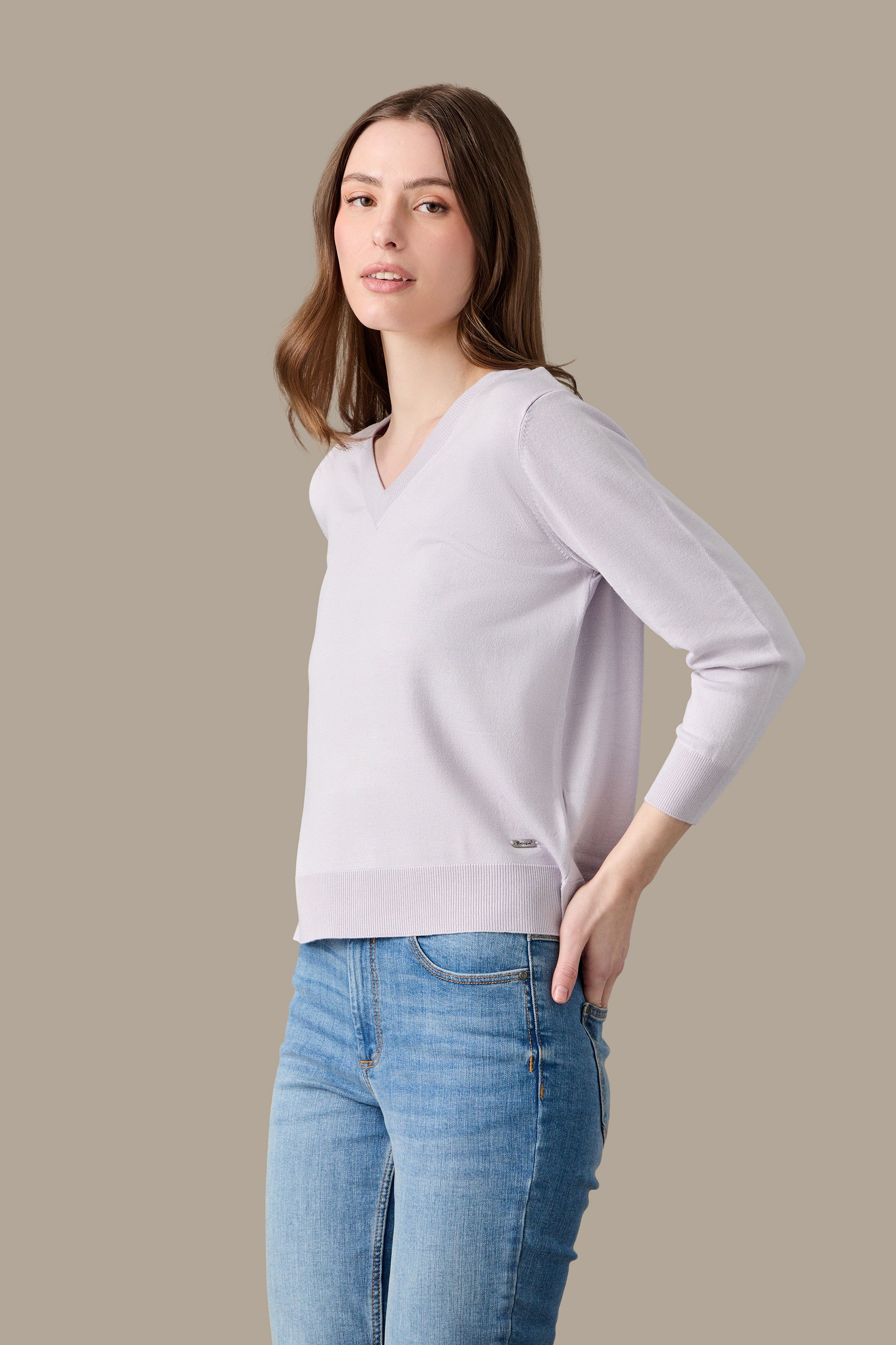 SWEATER V NECK LIGHT BLUE | REFRIGUE
