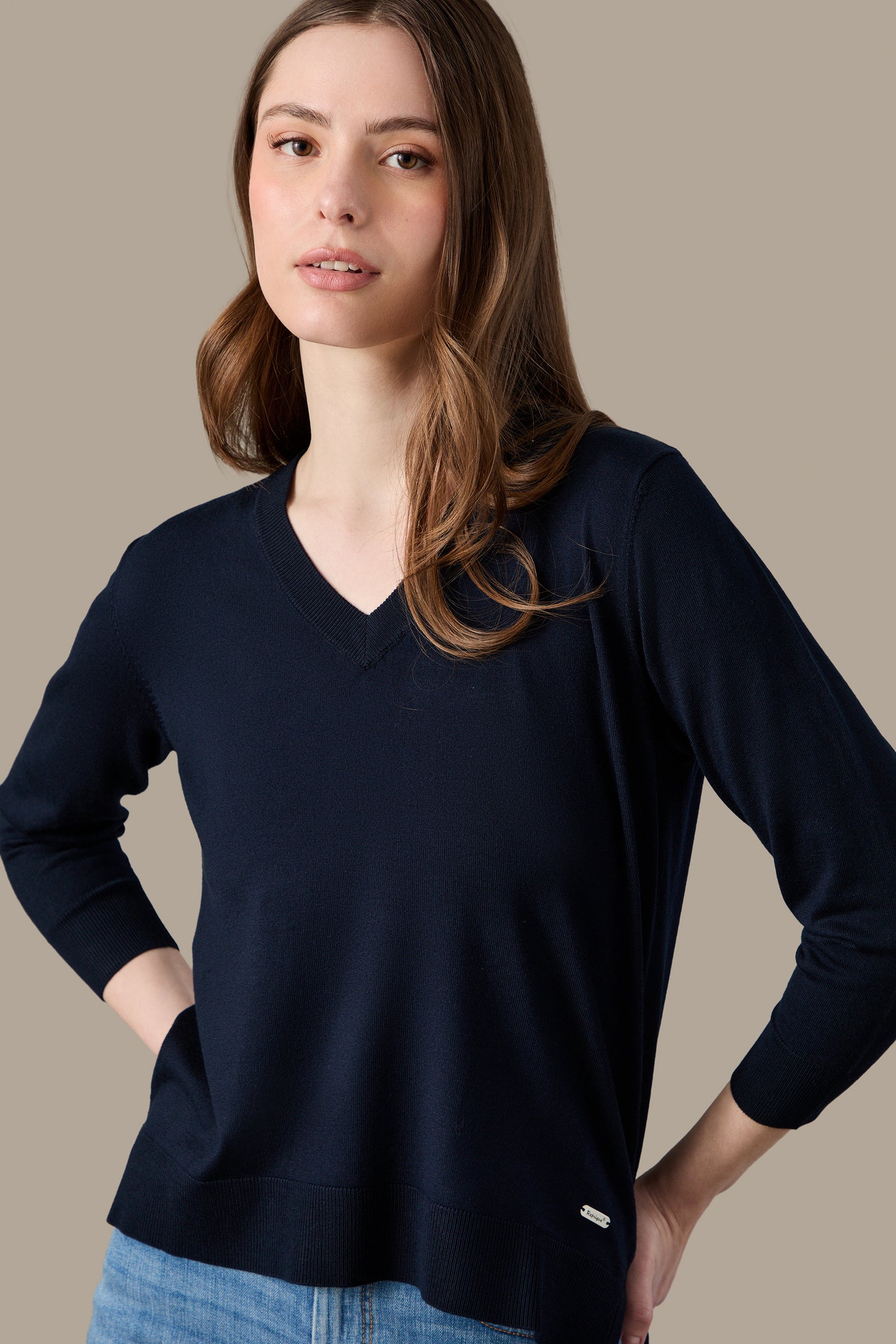 R4072W261_NAVY_02.jpg