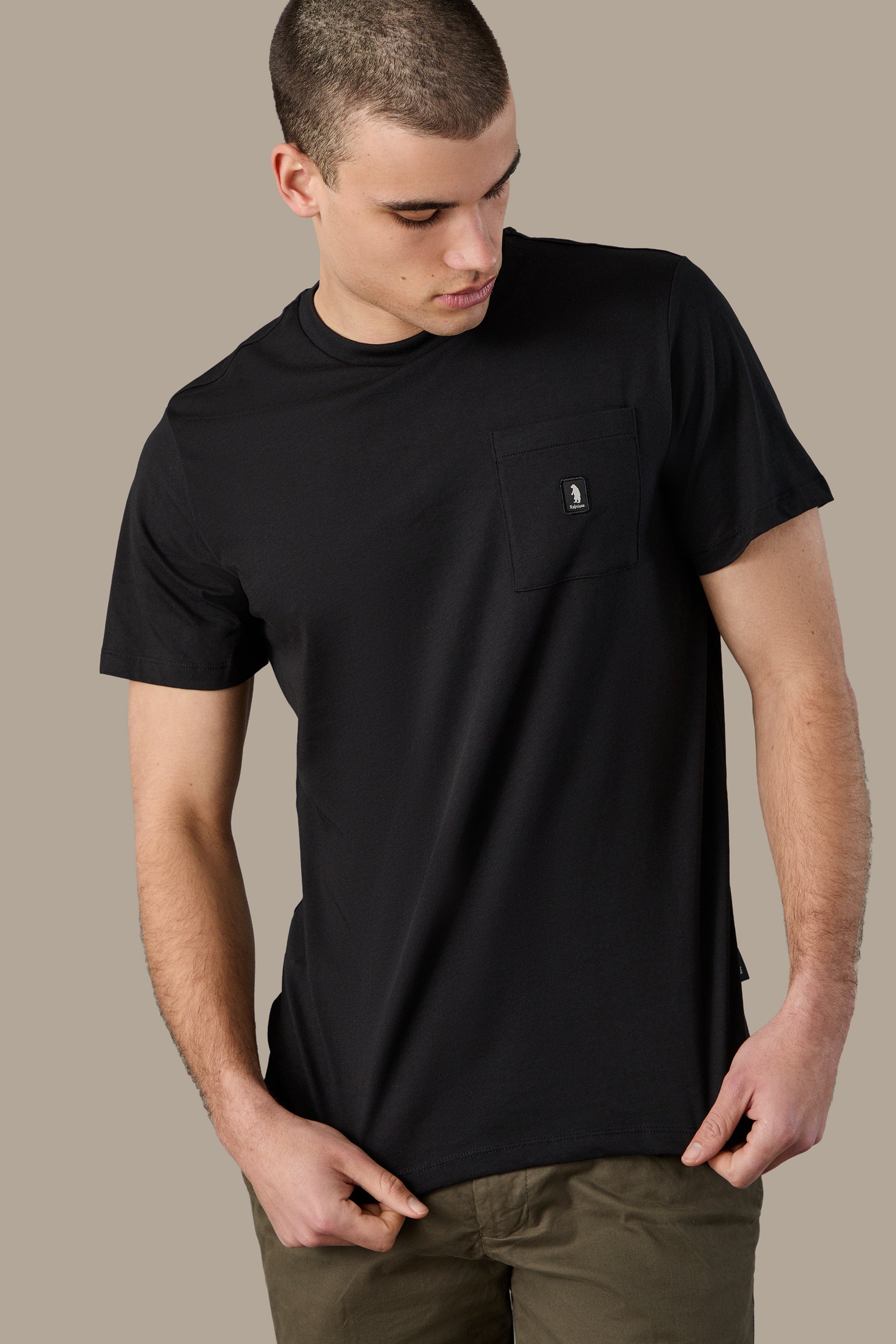 T-SHIRT UOMO T-SHIRT ICON POCKET BLACK | REFRIGUE
