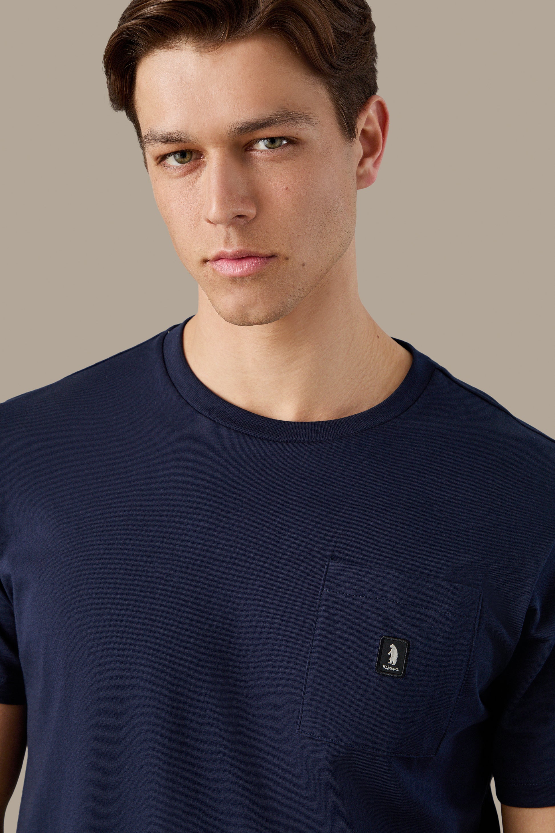 T-SHIRT UOMO T-SHIRT ICON POCKET BLACK | REFRIGUE
