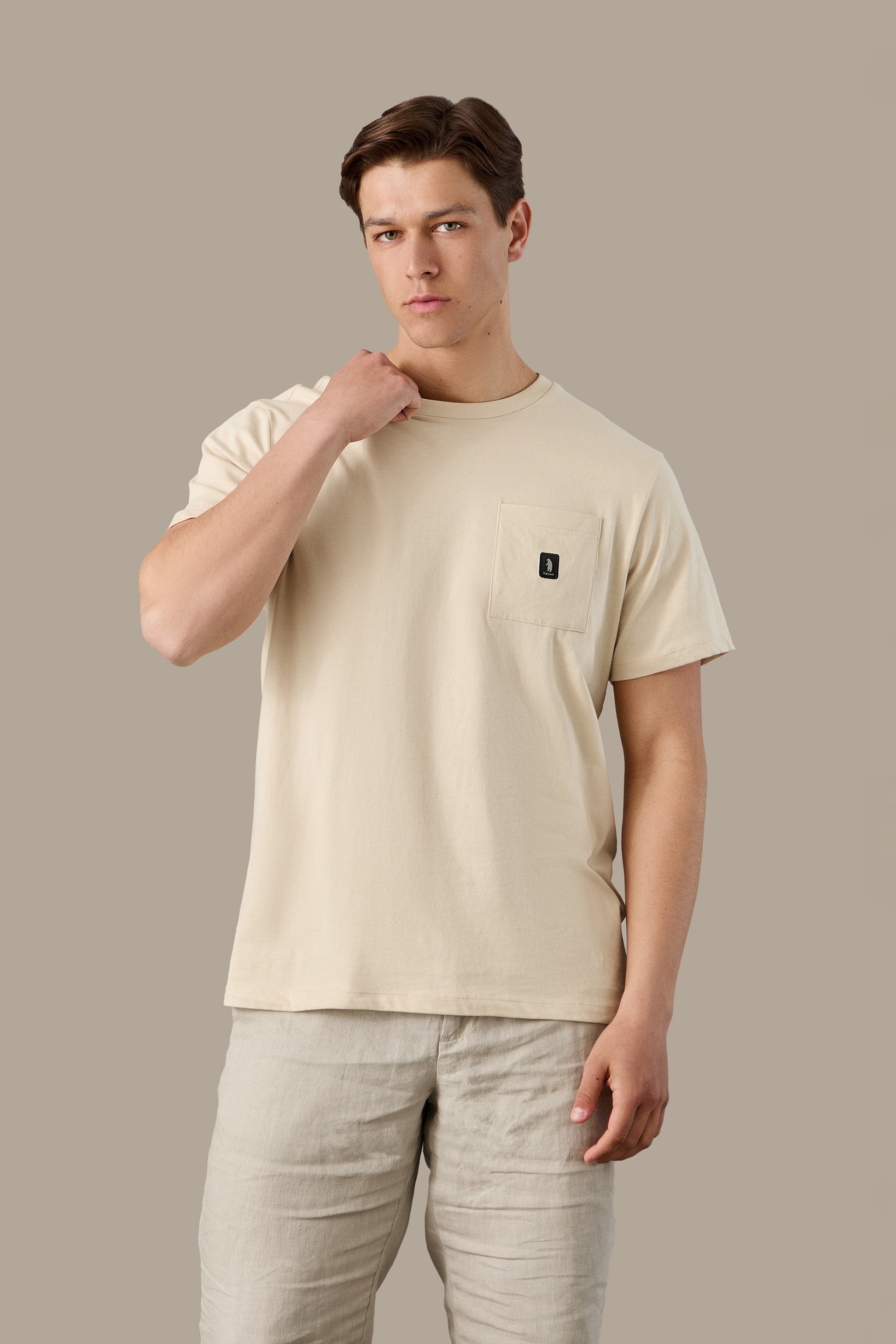 T-SHIRT UOMO T-SHIRT ICON POCKET BLACK | REFRIGUE
