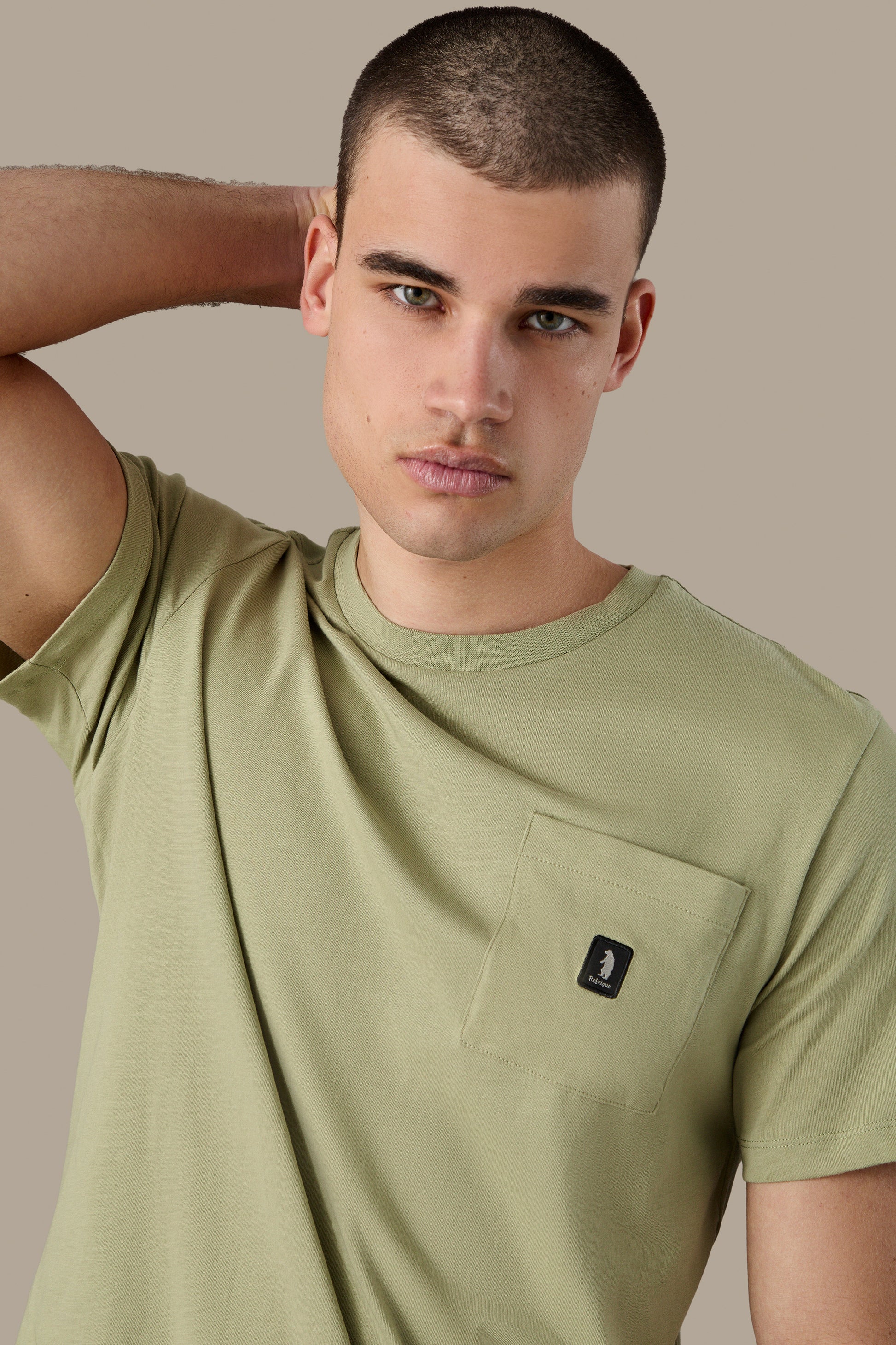T-SHIRT UOMO T-SHIRT ICON POCKET BLACK | REFRIGUE
