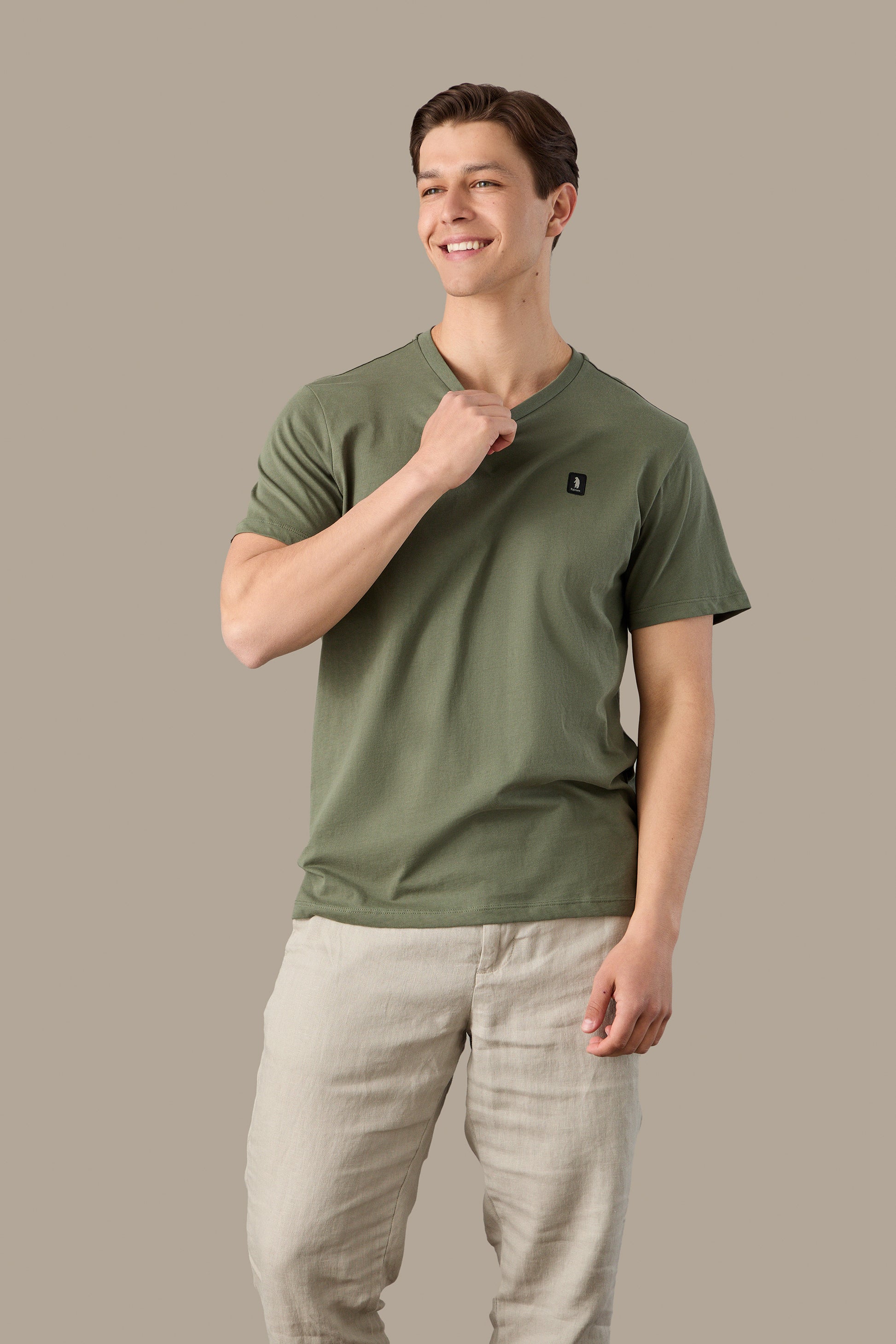 T-SHIRT UOMO T-SHIRT ICON PATCH BLACK | REFRIGUE
