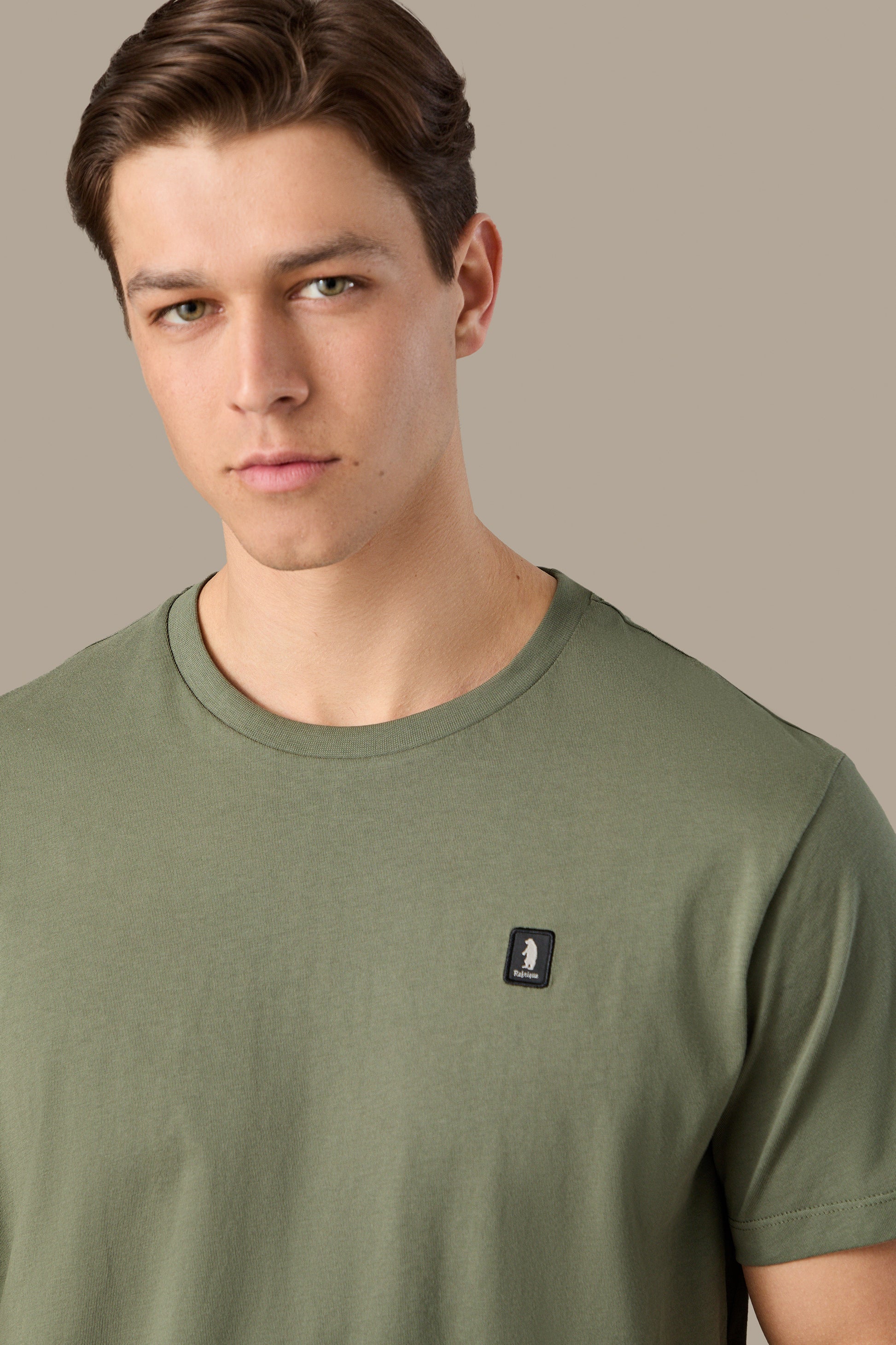 T-SHIRT UOMO T-SHIRT ICON PATCH BLACK | REFRIGUE
