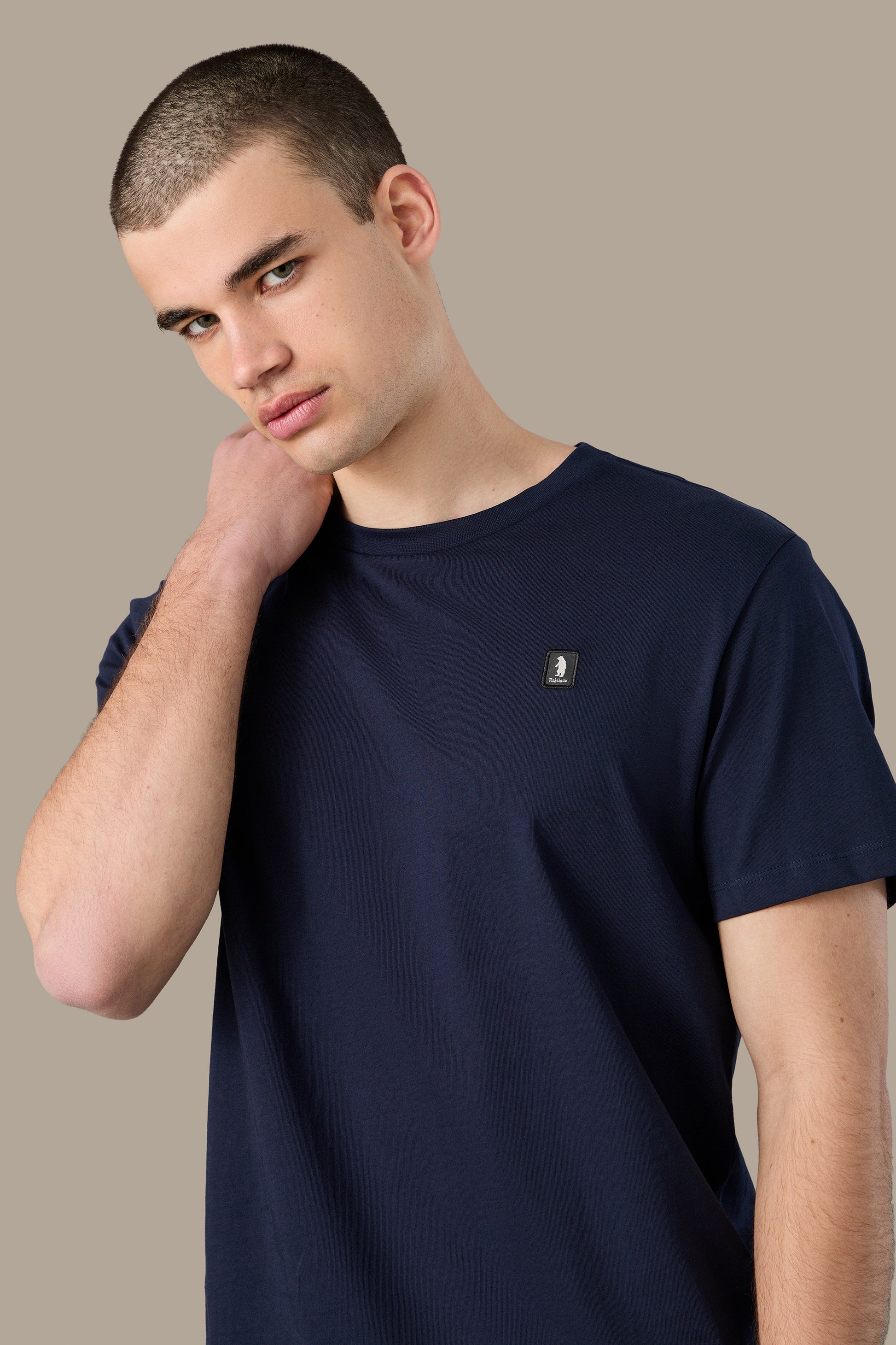 T-SHIRT UOMO T-SHIRT ICON PATCH BLACK | REFRIGUE
