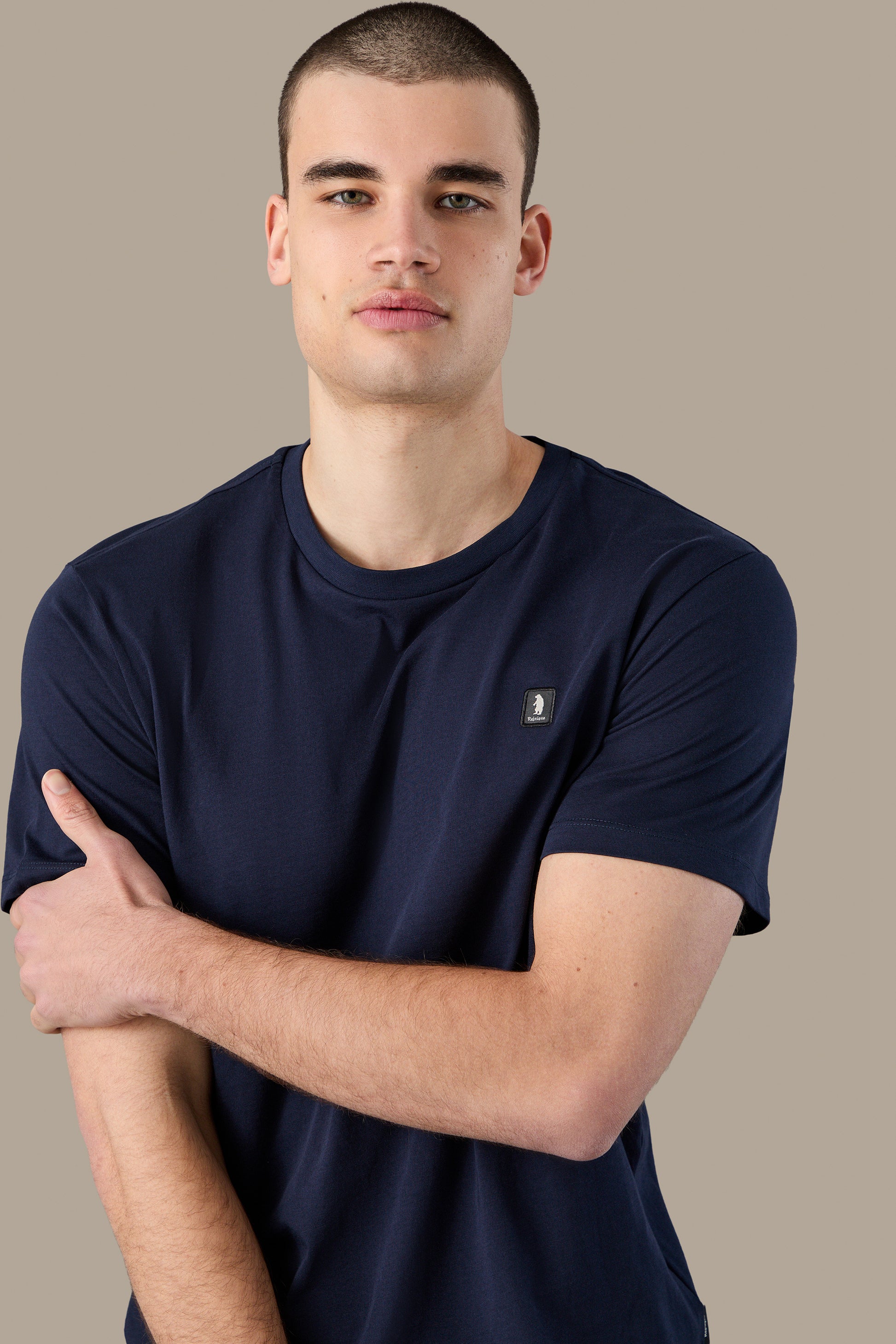 T-SHIRT UOMO T-SHIRT ICON PATCH BLACK | REFRIGUE
