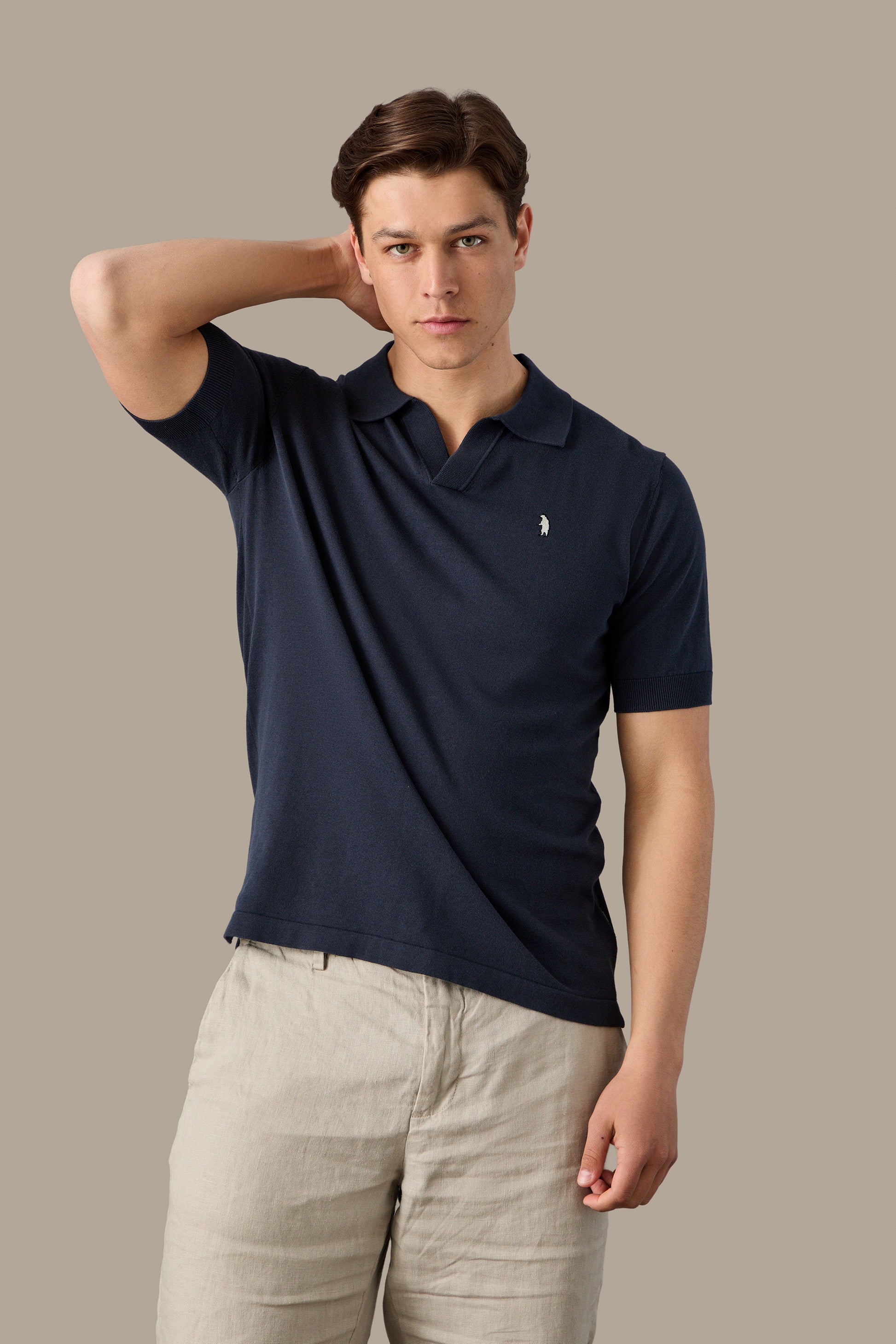 MAGLIA UOMO POLO KNIT V NECK WHITE | REFRIGUE
