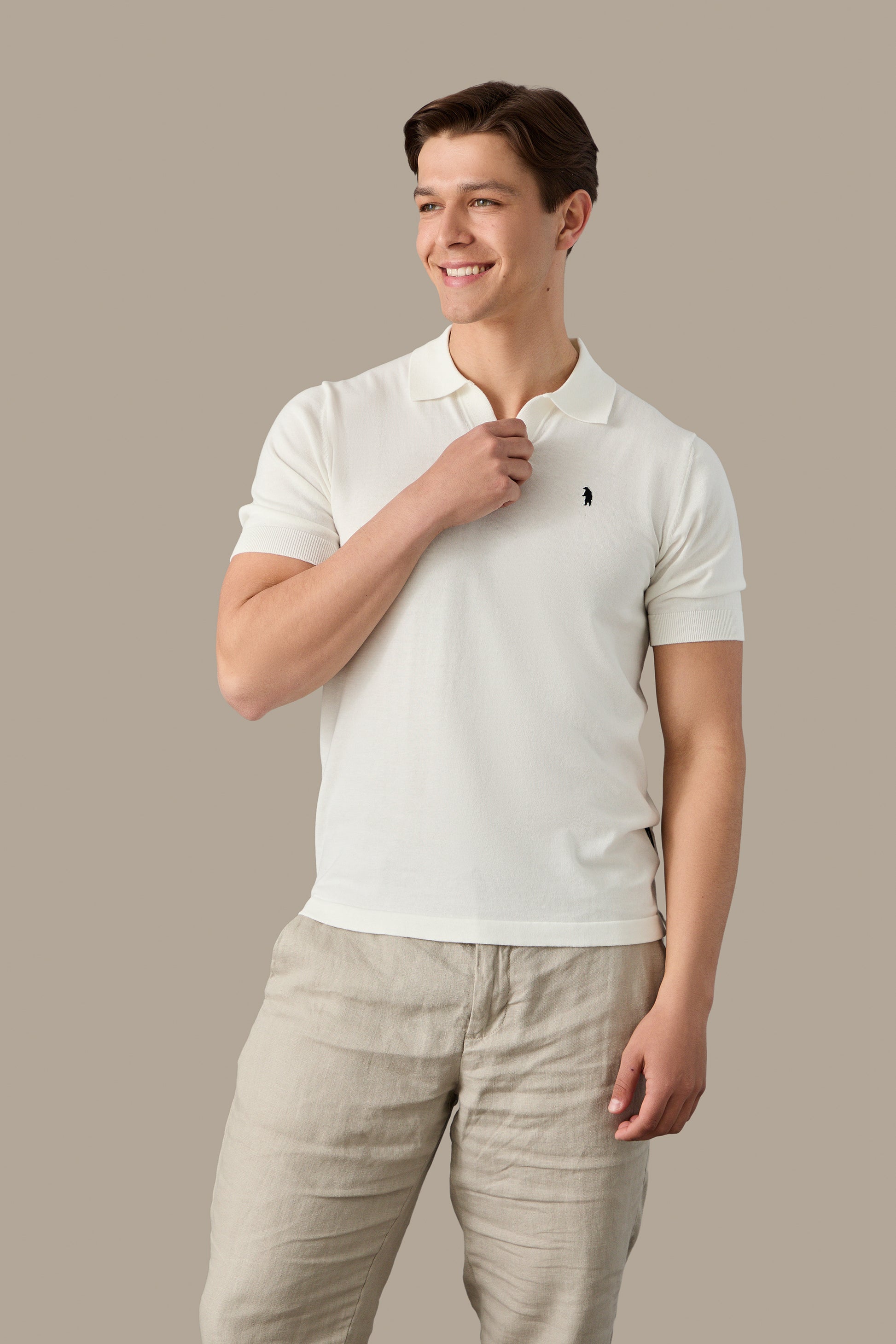 MAGLIA UOMO POLO KNIT V NECK WHITE | REFRIGUE
