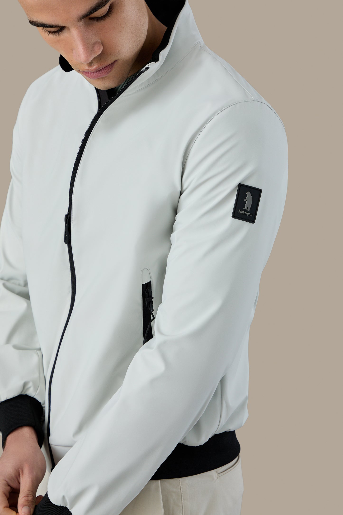 R57036M261_CHALK_05.jpg