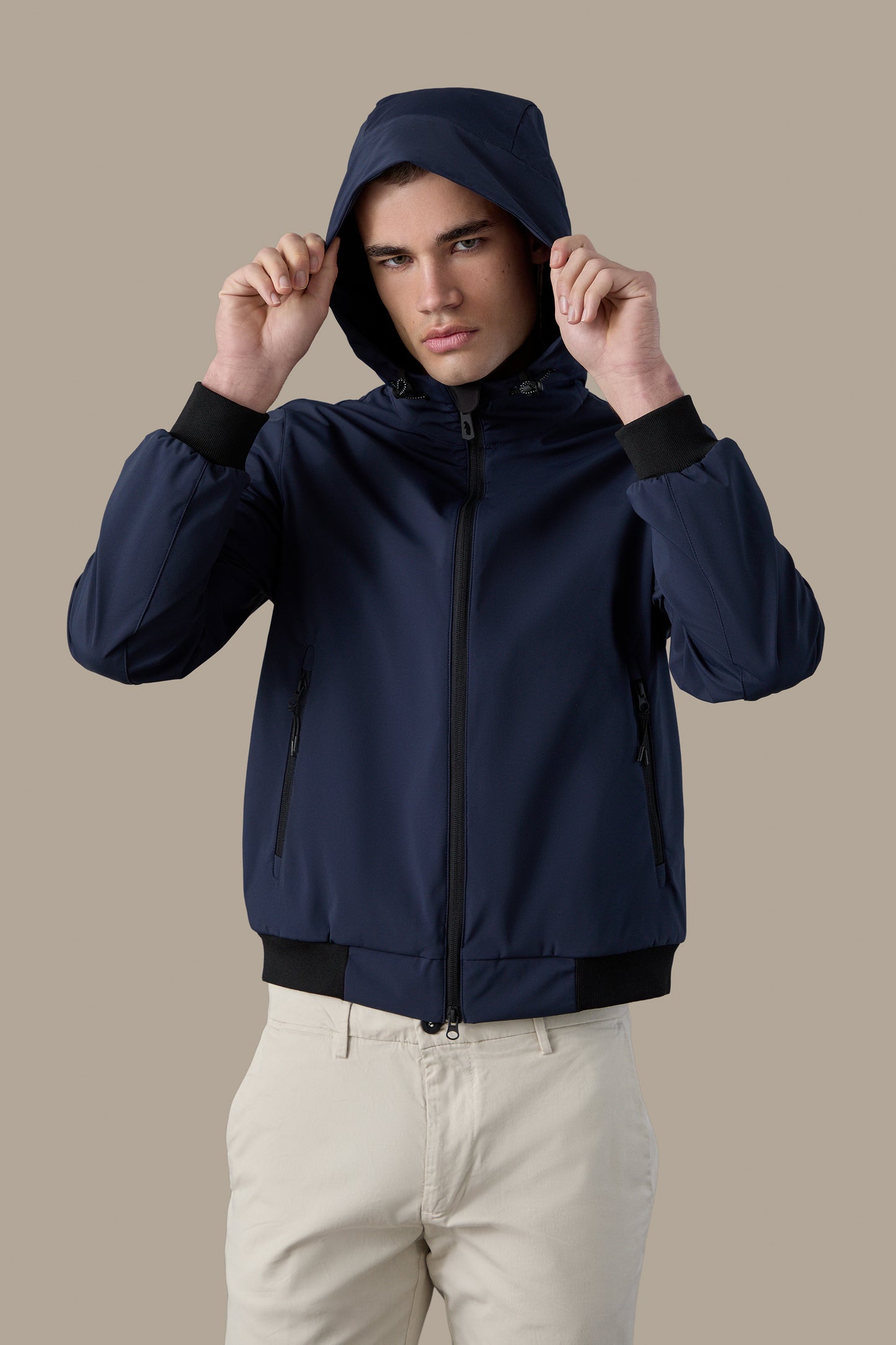 R57037M261_NAVY_01.jpg