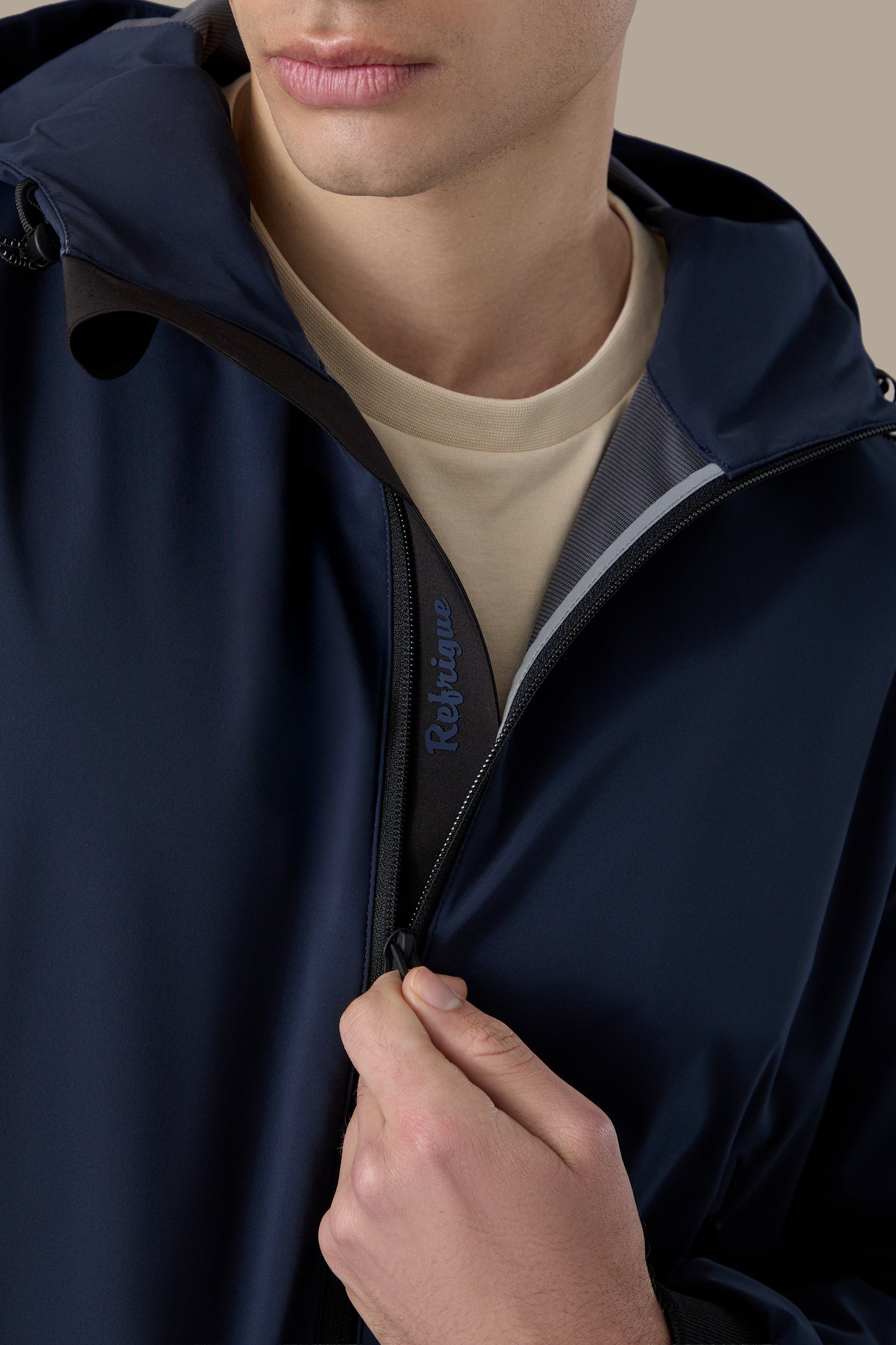 R57037M261_NAVY_02.jpg