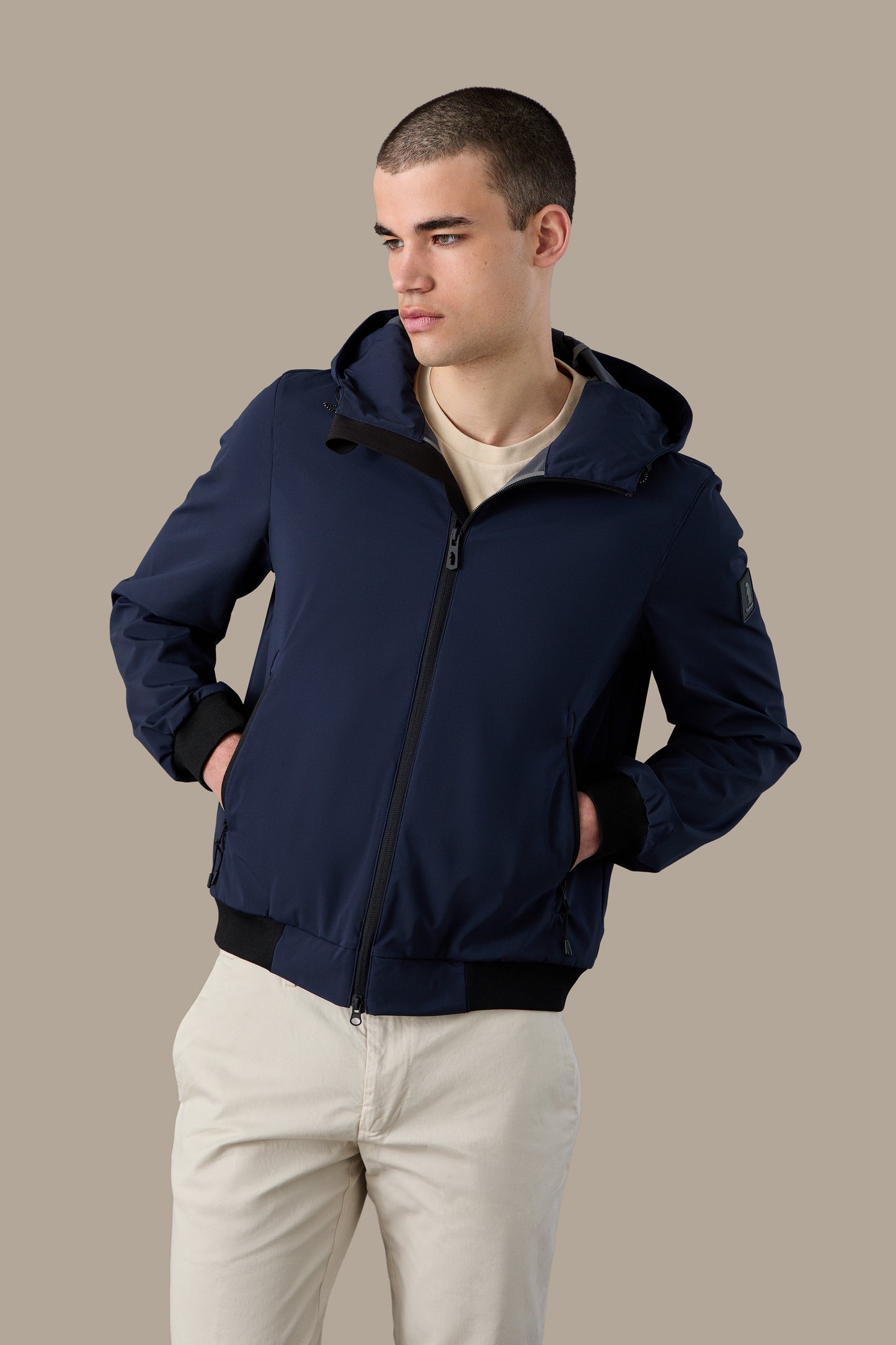 R57037M261_NAVY_04.jpg