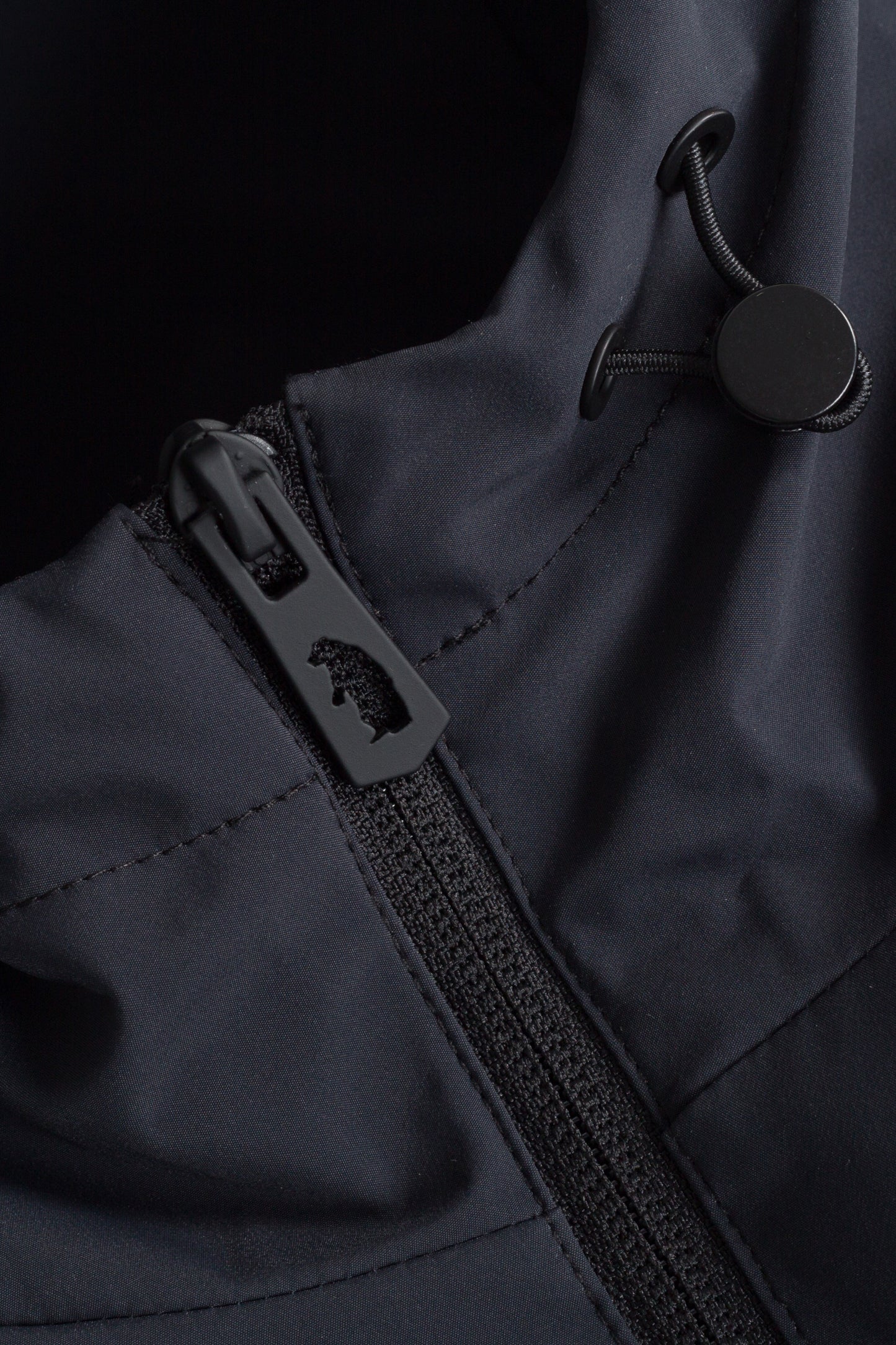 R57047W261_BLACK_17.jpg