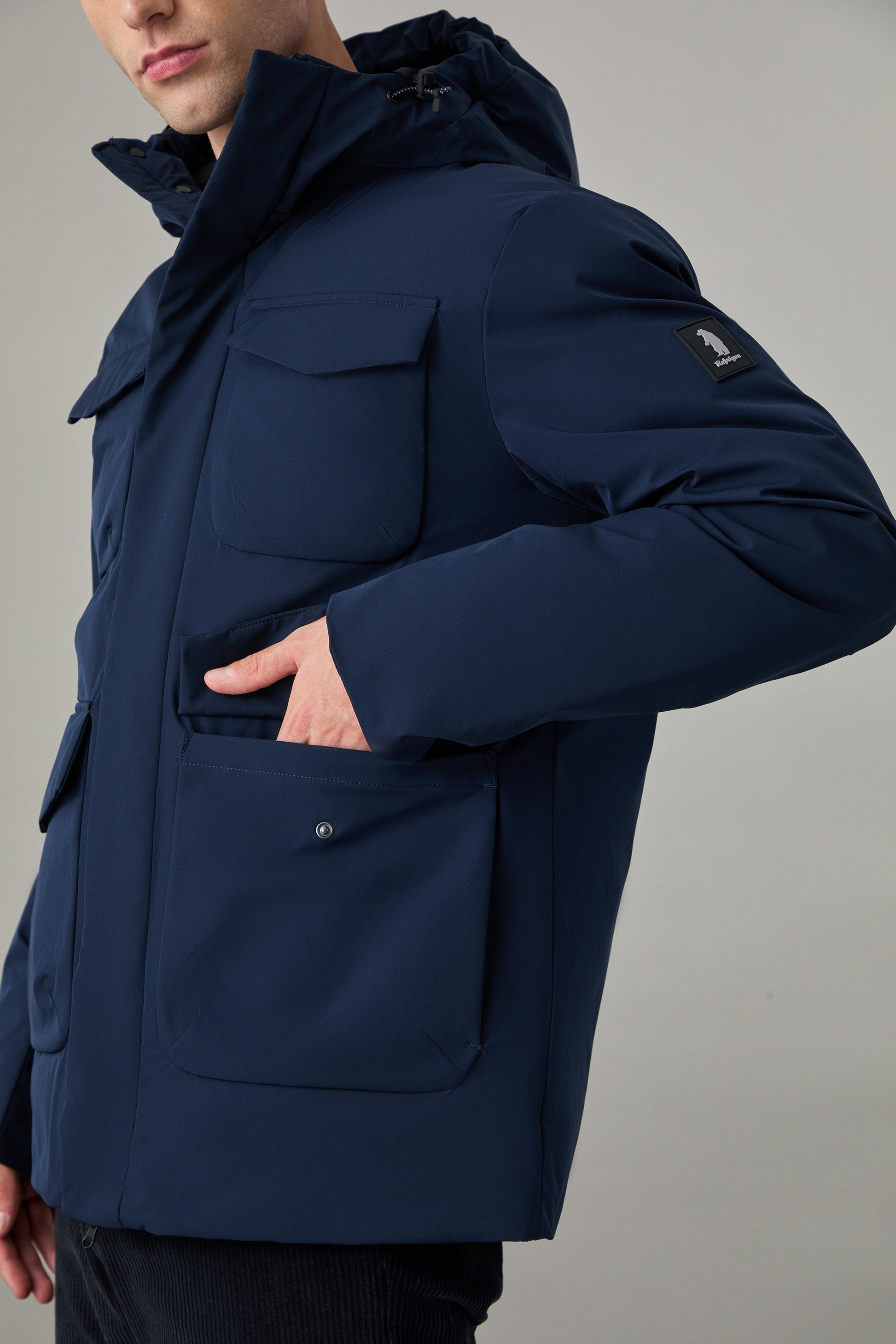 R69016M252_NAVY_03.jpg