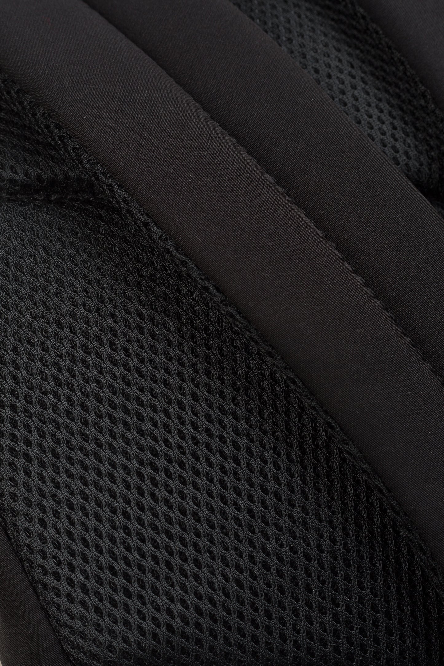 R8003U261_BLACK_16.jpg